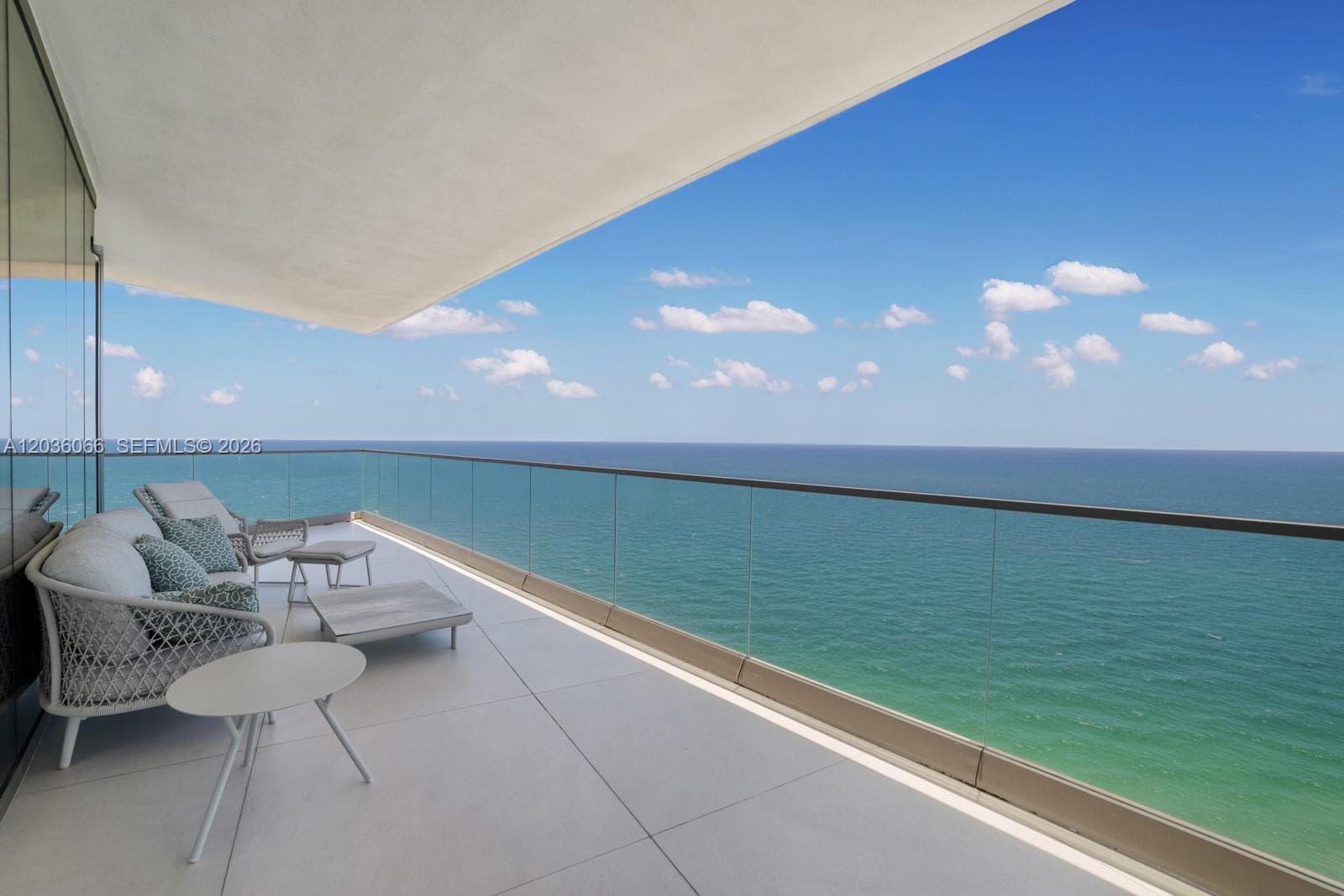 18975 Collins Ave 3000 photo 10