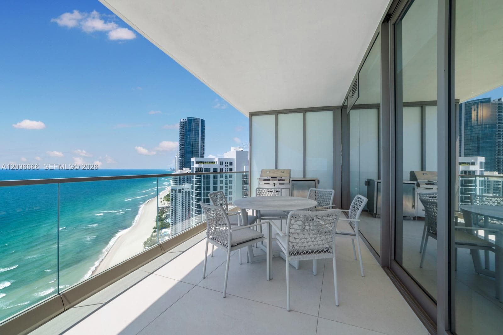 18975 Collins Ave 3000 photo 18