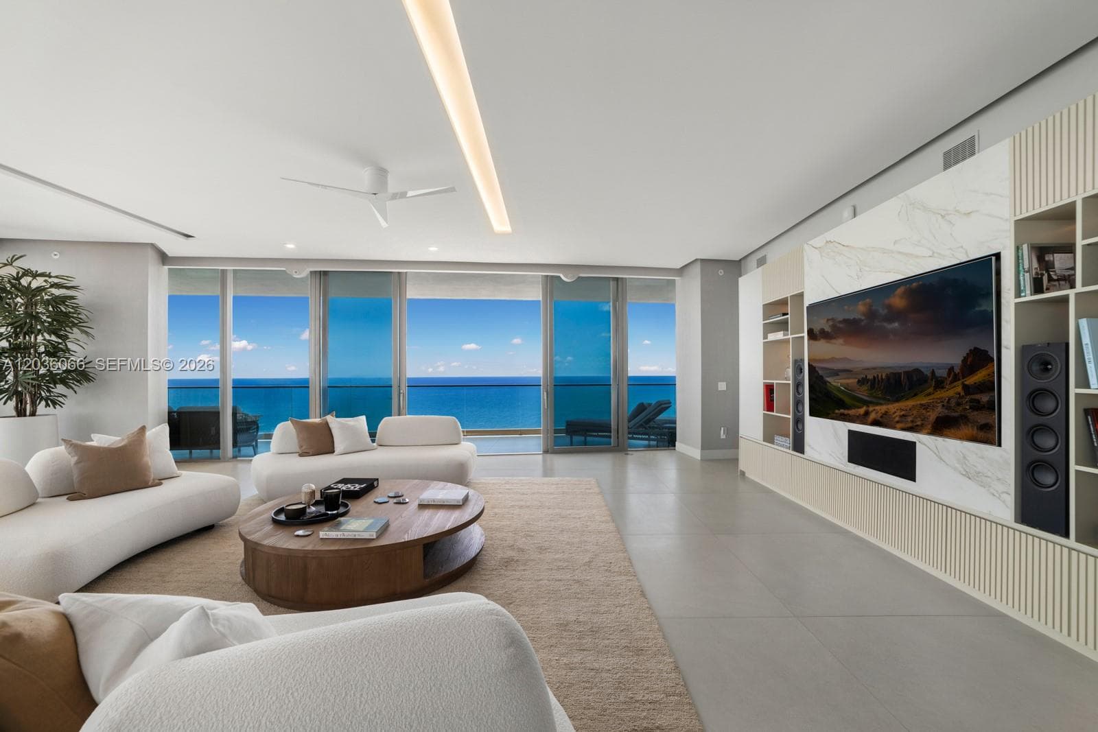 18975 Collins Ave 3000 photo 4