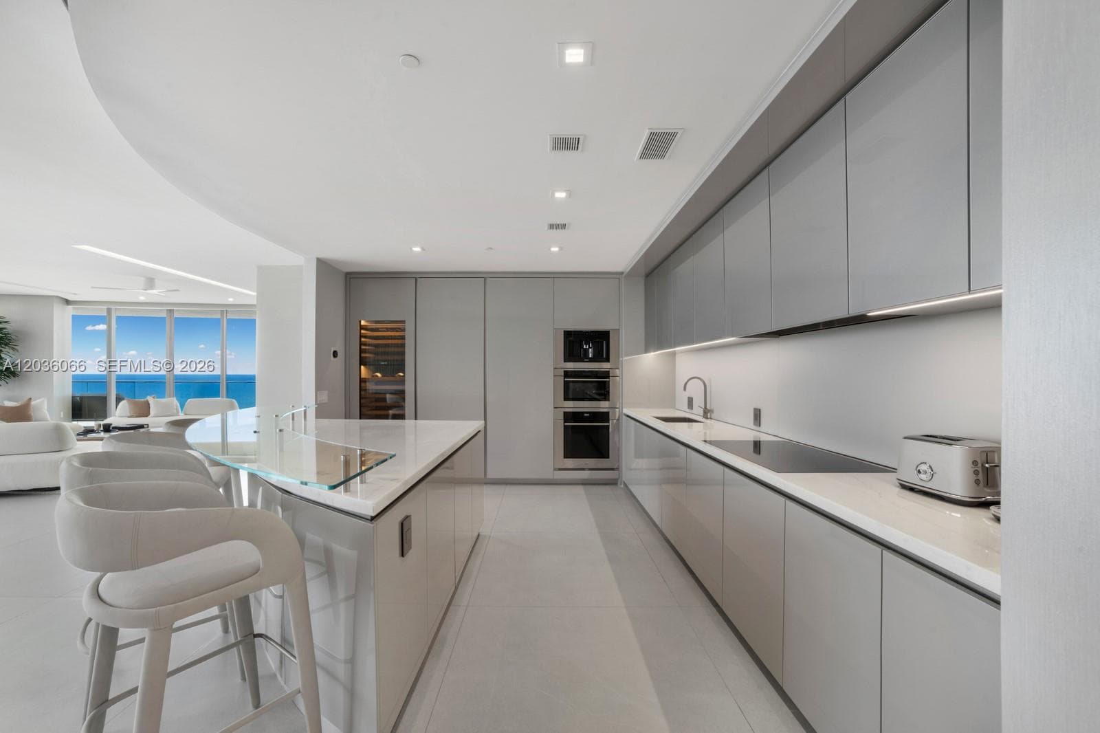 18975 Collins Ave 3000 photo 8