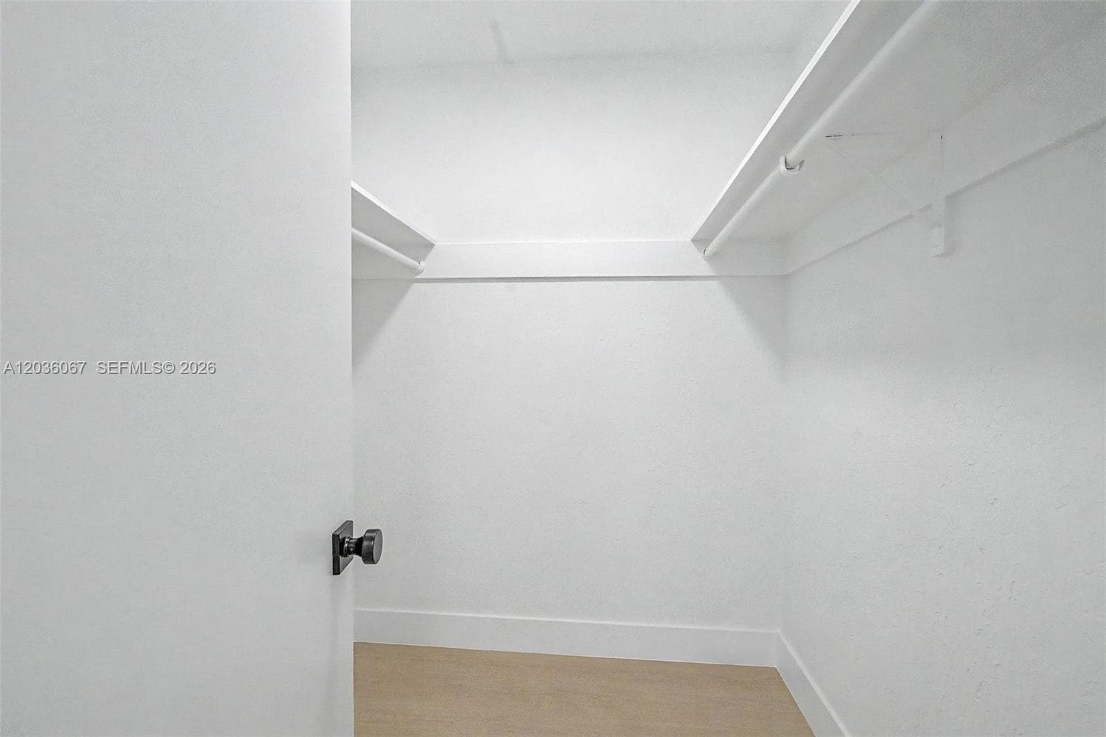 5555 Collins Ave 7B photo 13