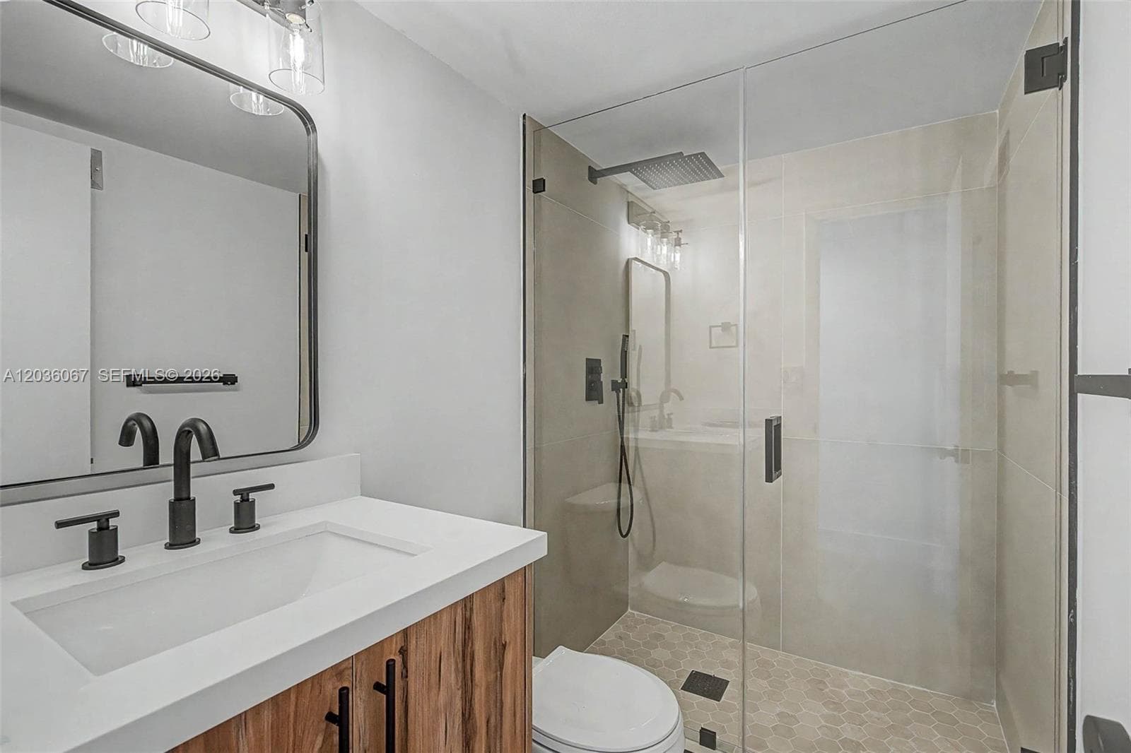 5555 Collins Ave 7B photo 17