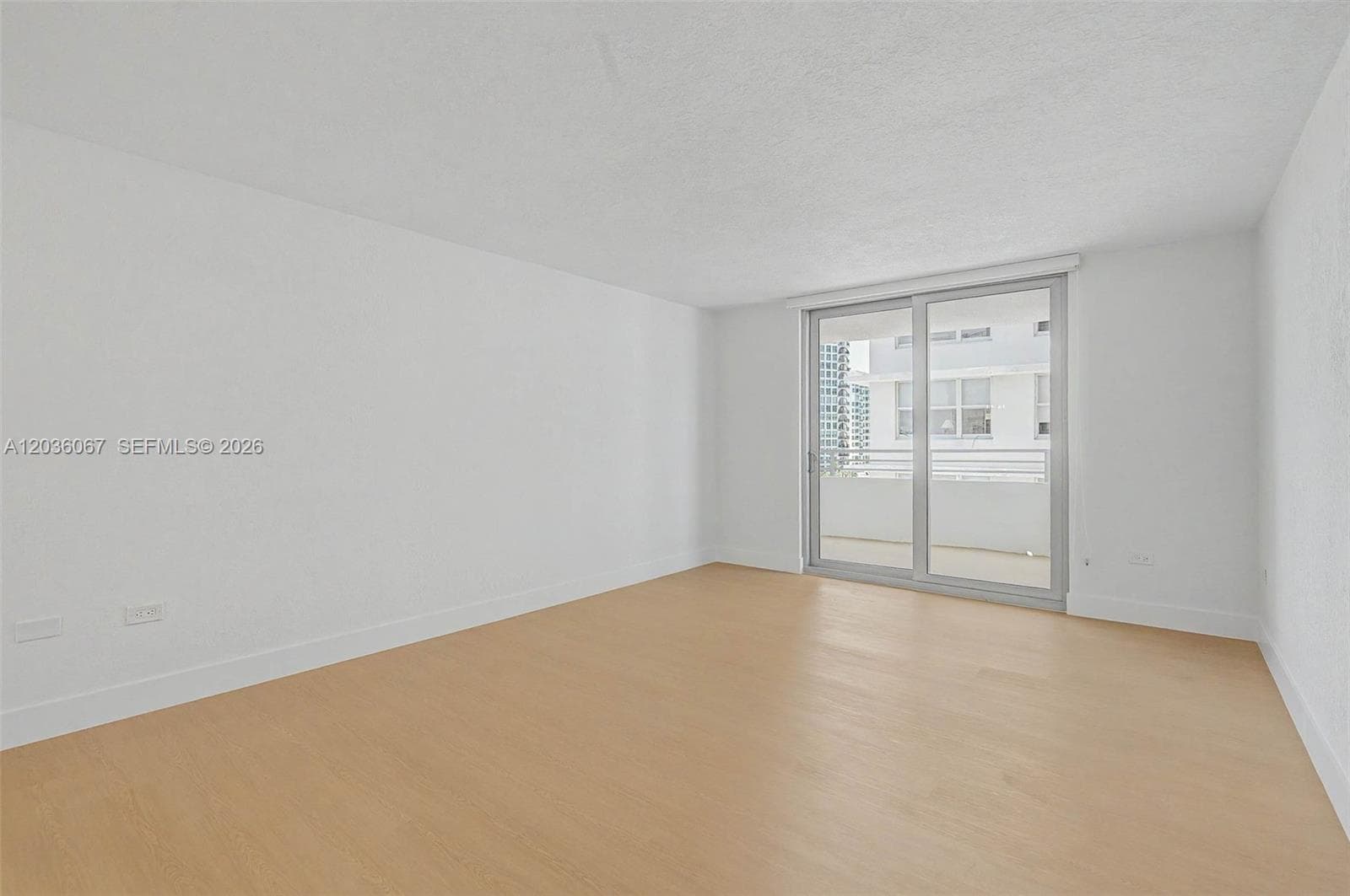 5555 Collins Ave 7B photo 5