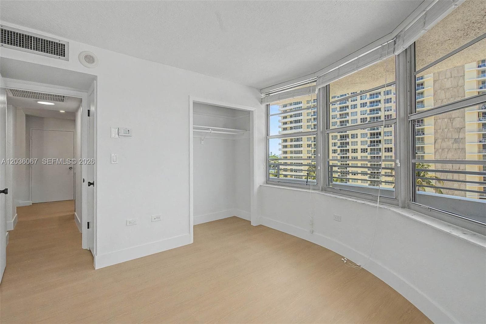 5555 Collins Ave 7B photo 14