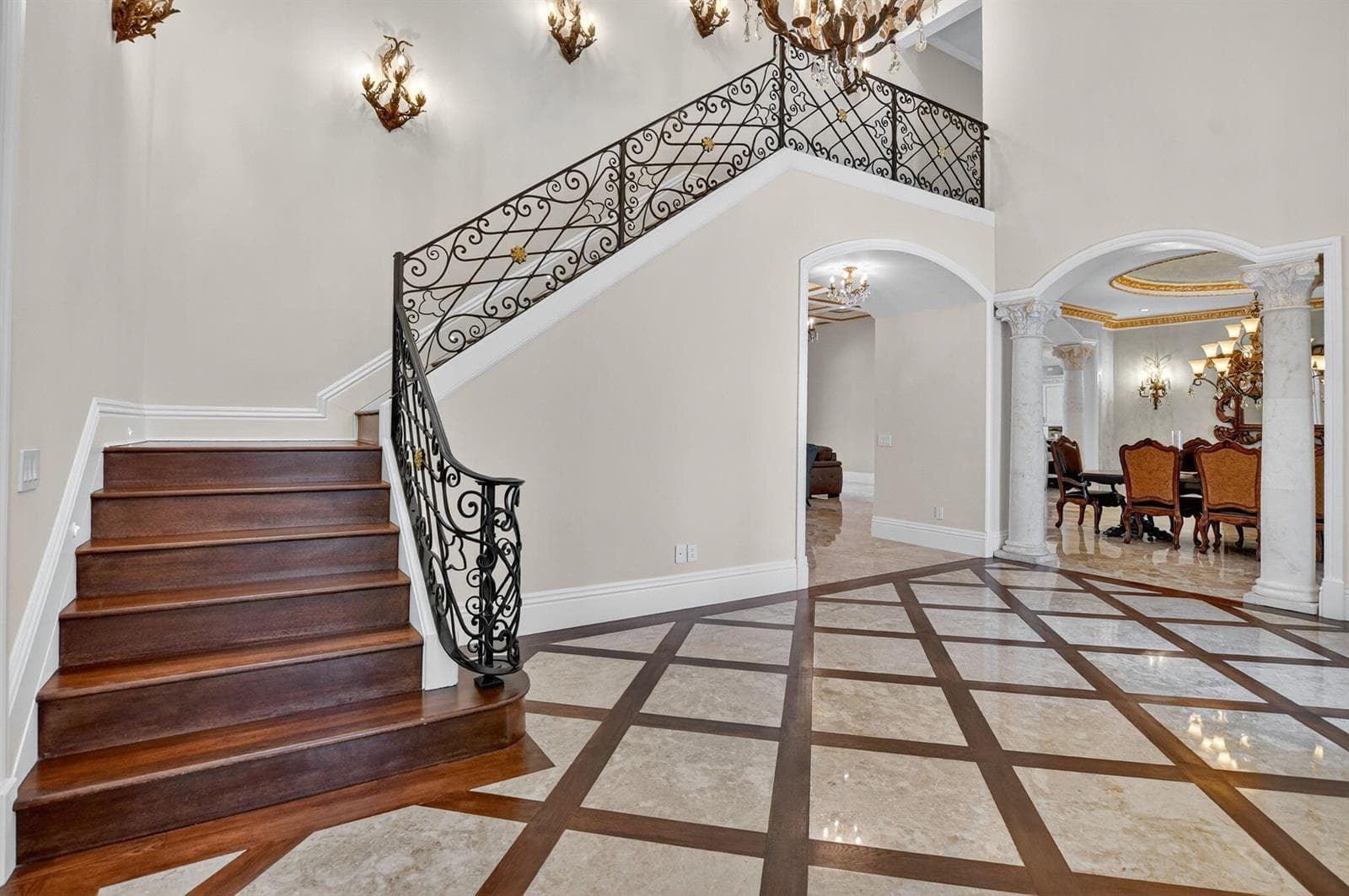 377 E Coconut Palm Road photo 10
