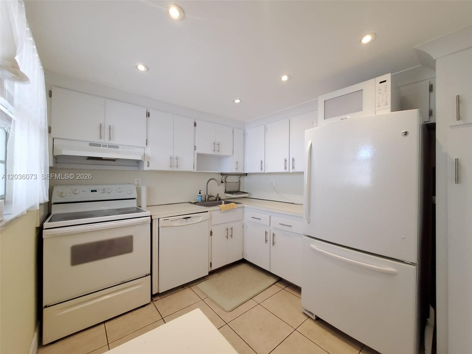 7900 Tatum Waterway Dr 502 photo 10