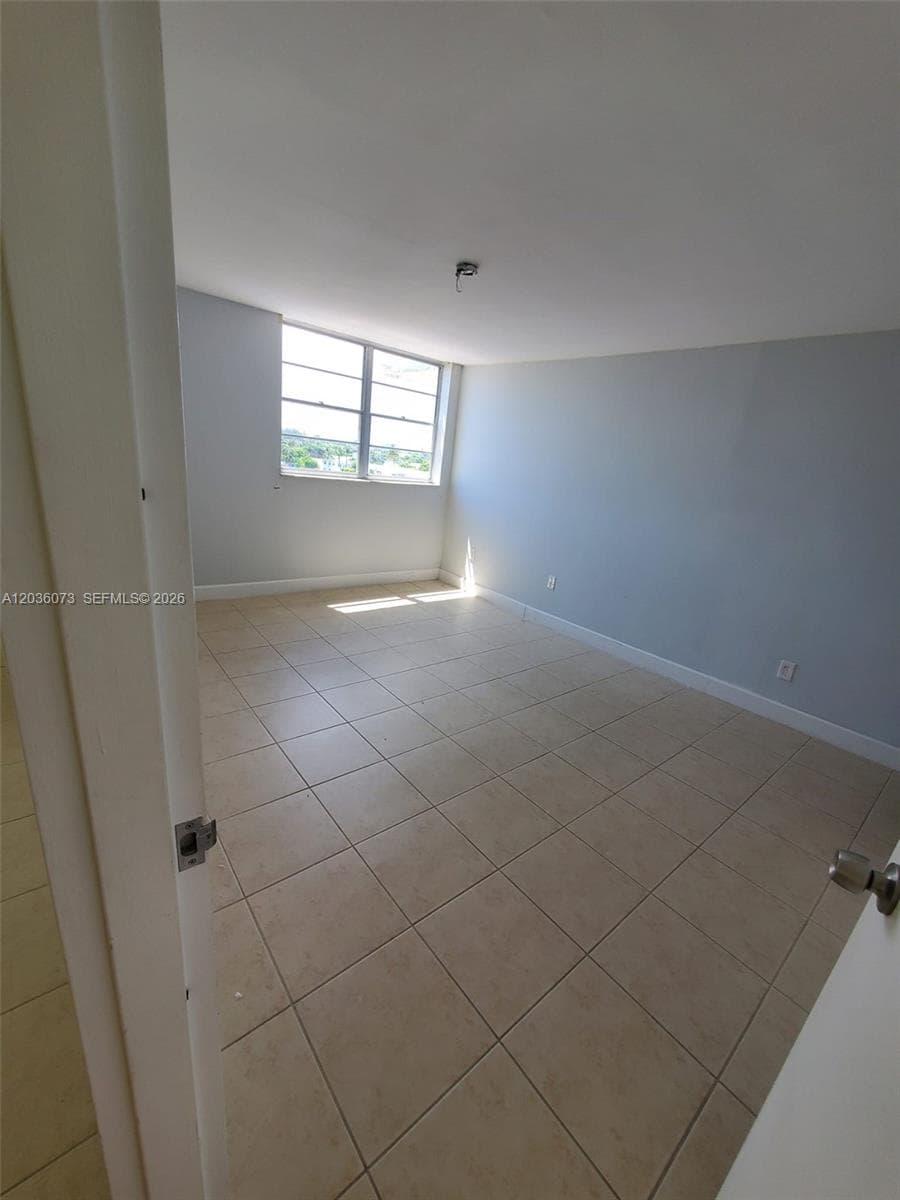 7900 Tatum Waterway Dr 502 photo 8