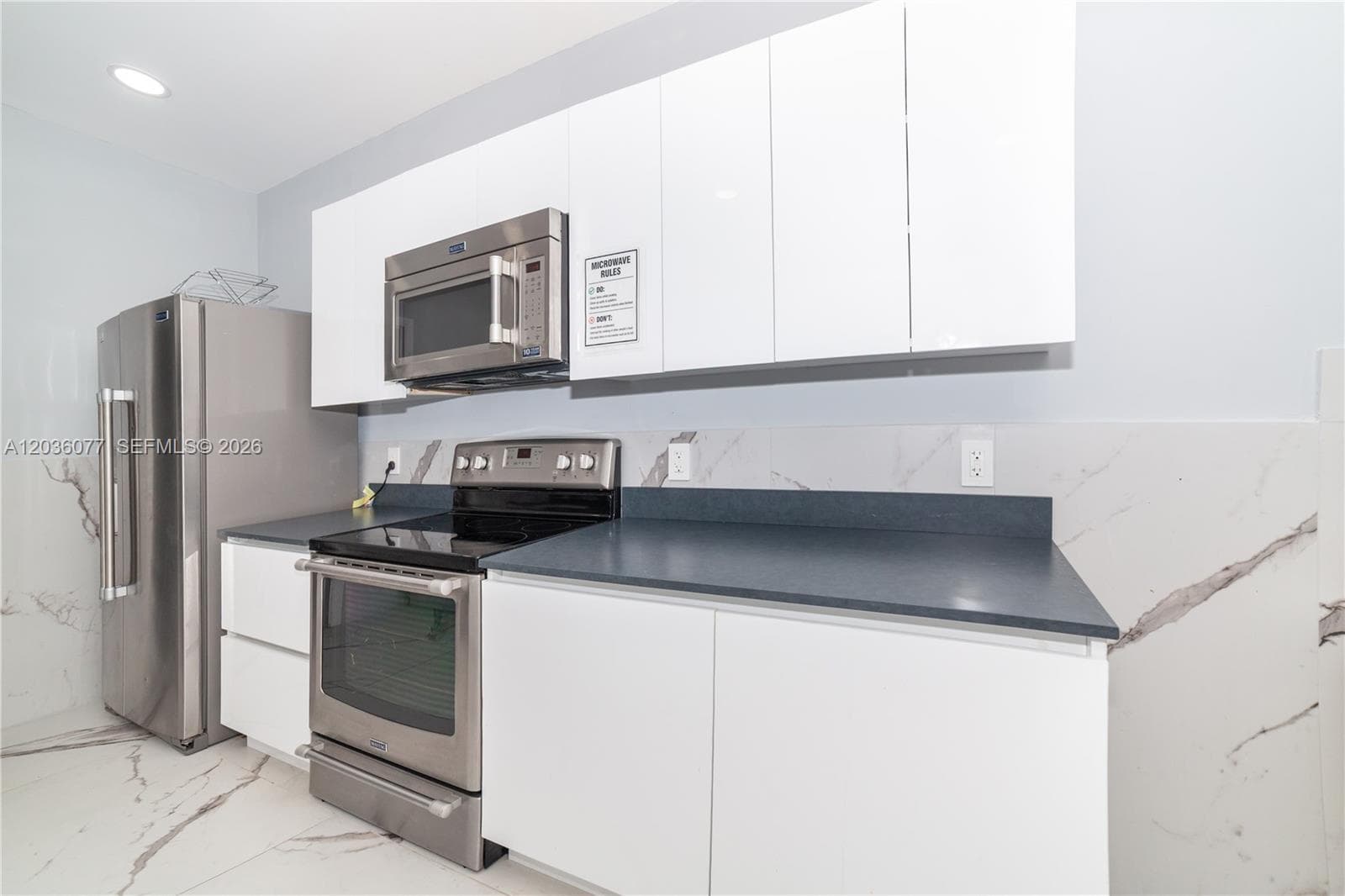 1904 S Ocean Dr 604 photo 24
