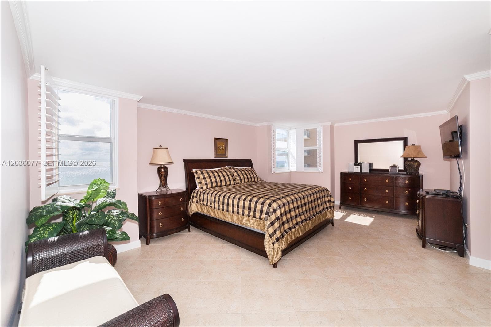 1904 S Ocean Dr 604 photo 11