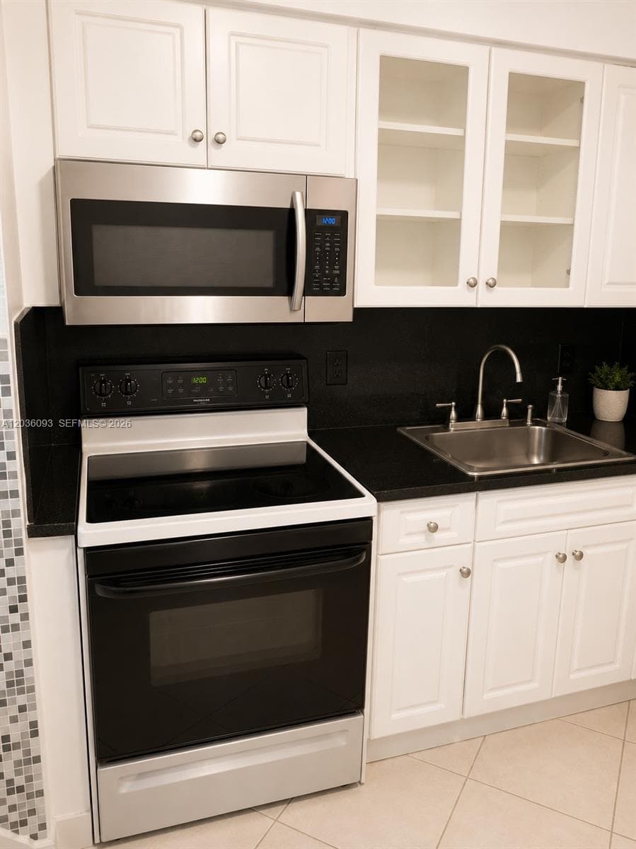 6770 Indian Creek Dr 7P photo 5
