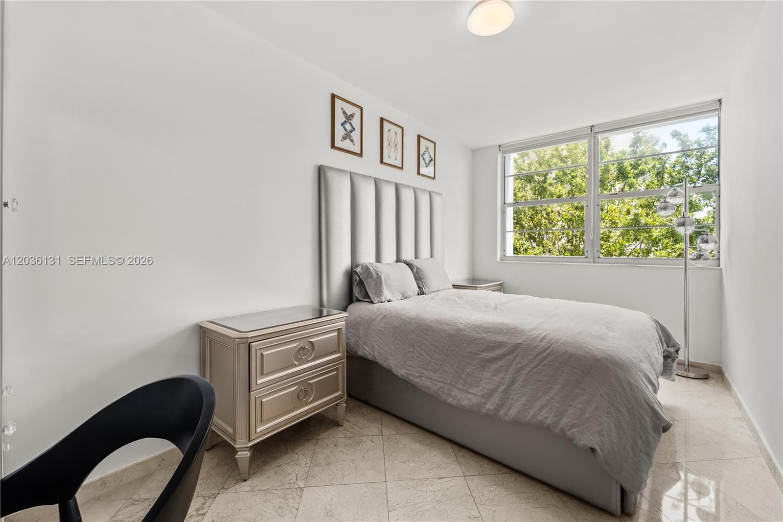 5640 Collins Ave 4D photo 13
