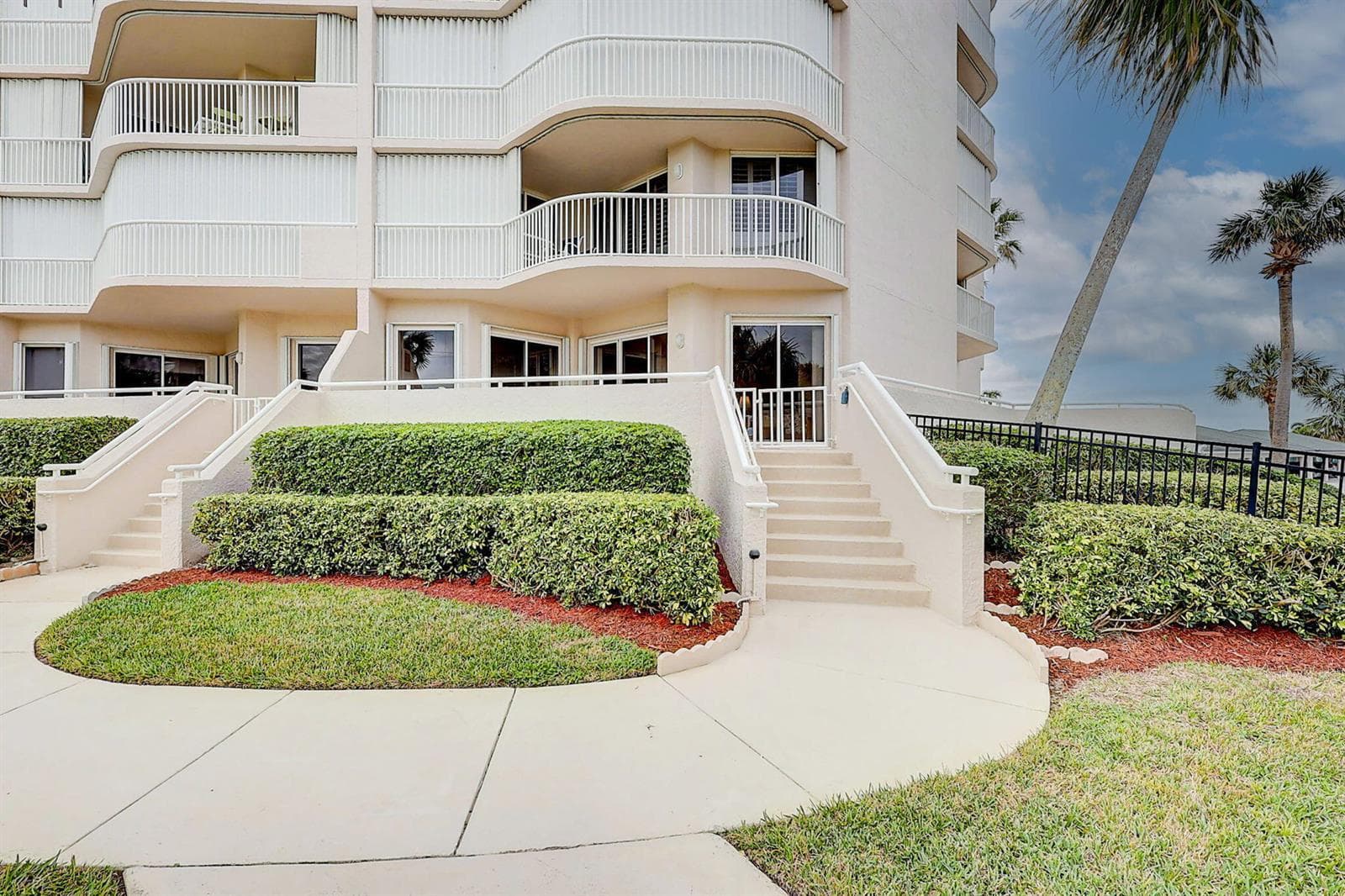 5051 N Highway A1a T-6 photo 7