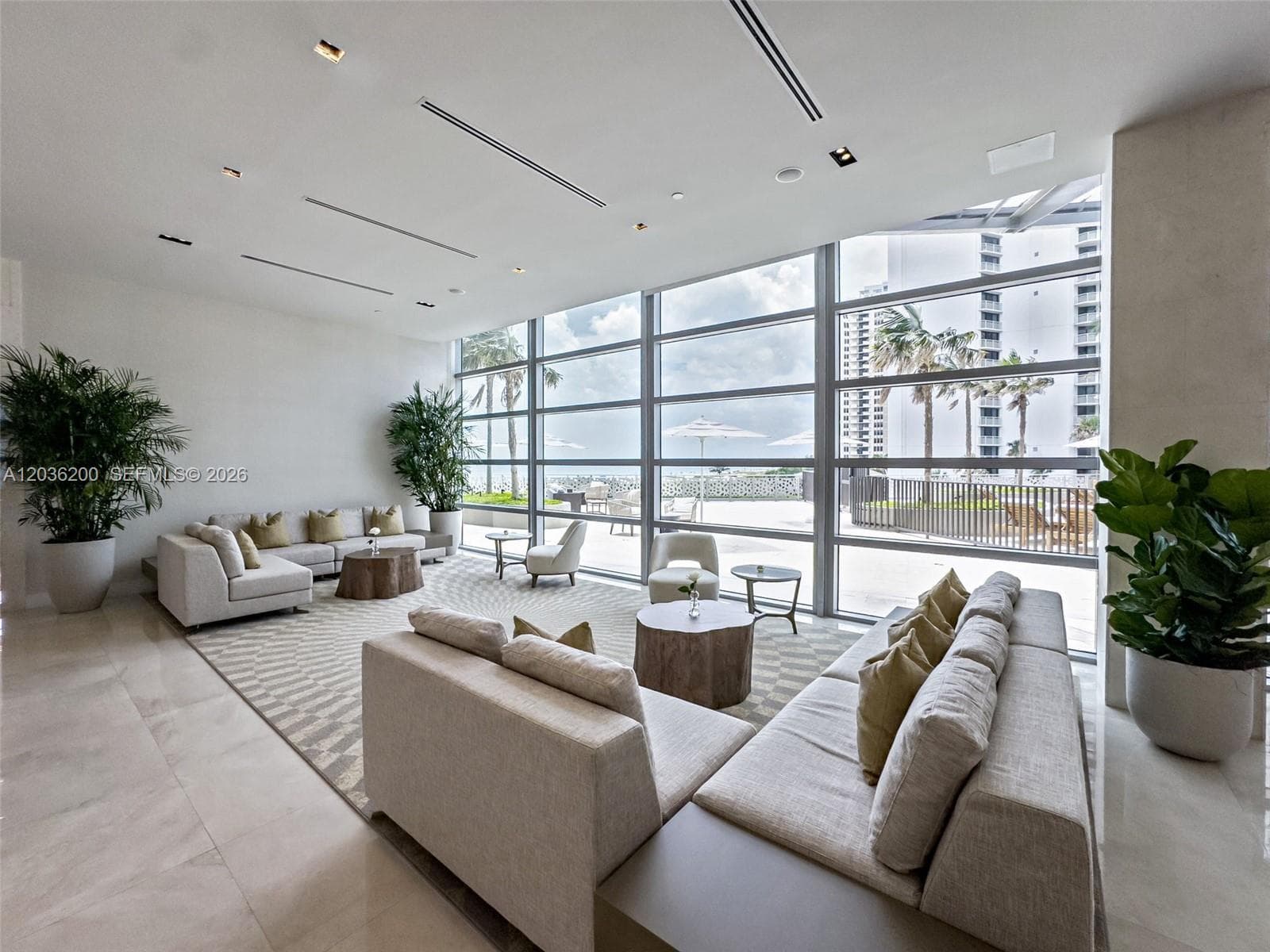 3100 N Ocean Dr H-1801 photo 14
