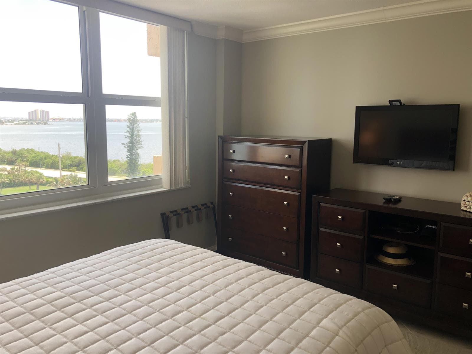 5440 N Ocean Avenue 803 photo 8