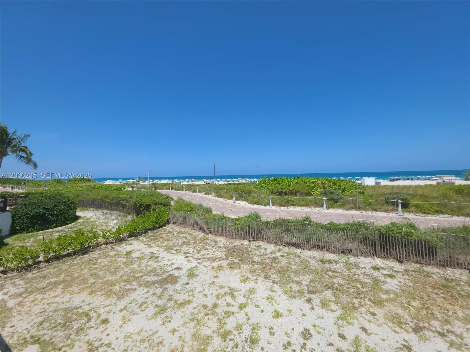 401 Ocean Dr 304 photo 25