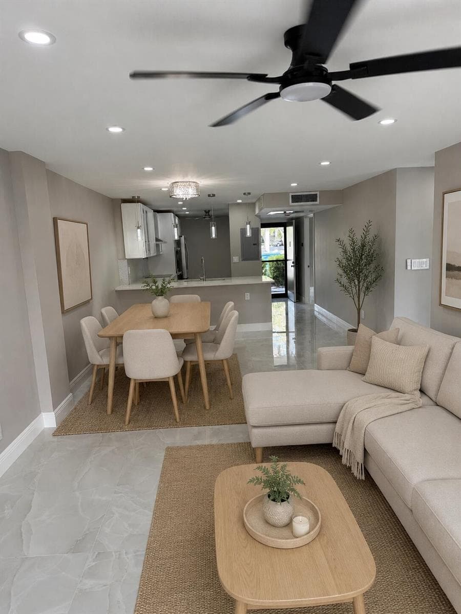 1 Royal Palm Way 101 photo 2