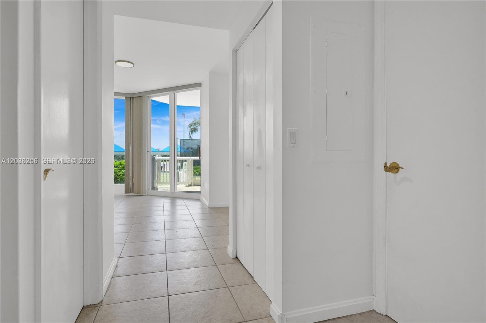 4779 Collins Ave 506 photo 12