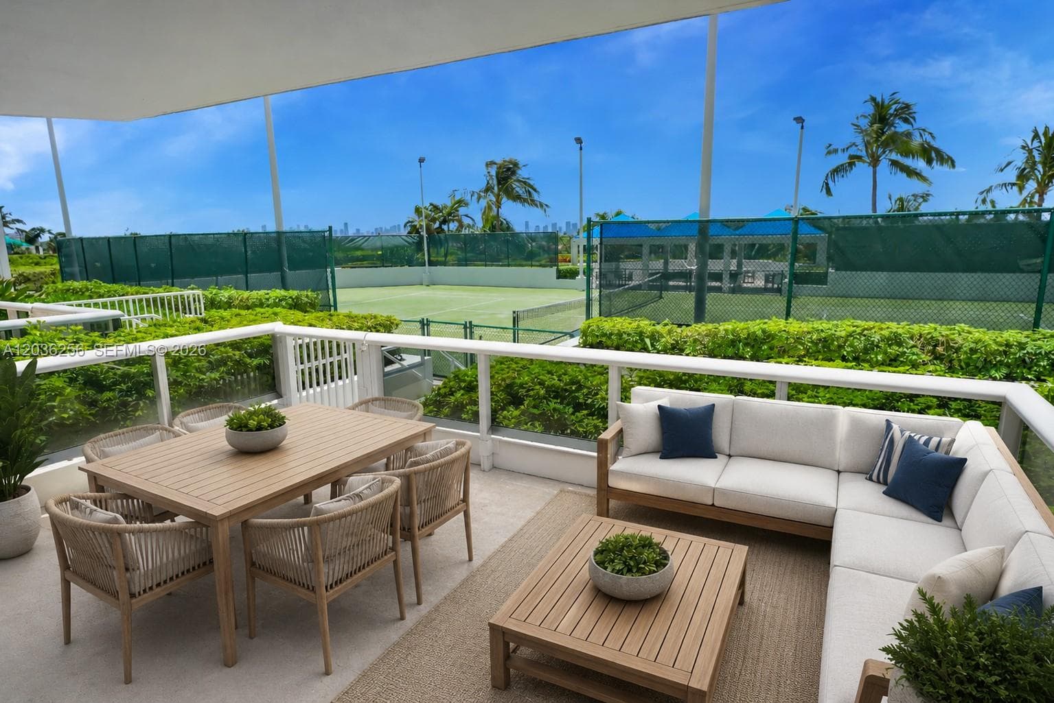 4779 Collins Ave 506 photo 10