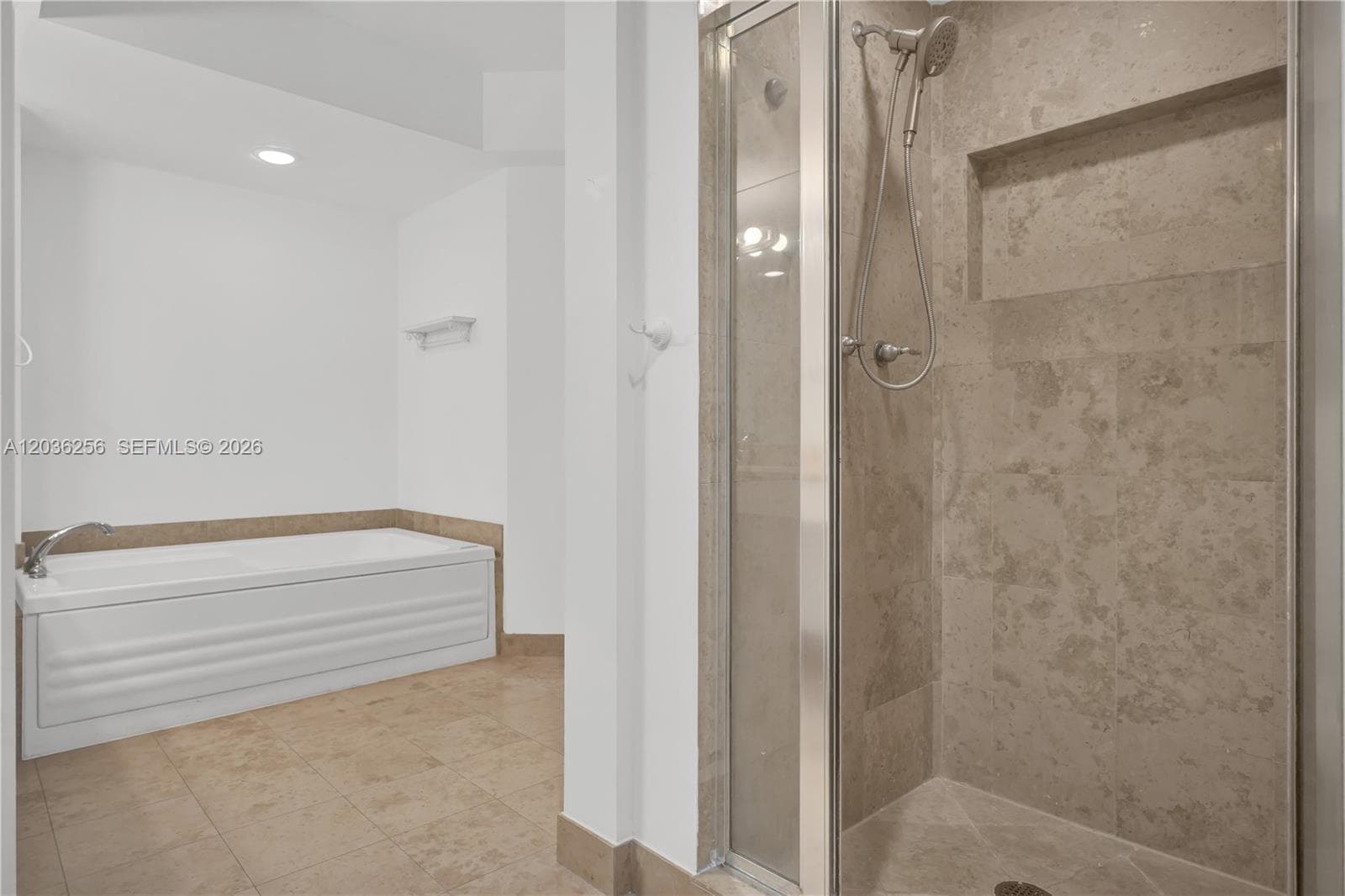 4779 Collins Ave 506 photo 21
