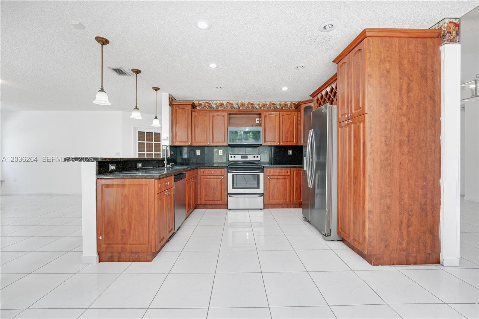 15241 SW 150th St photo 9