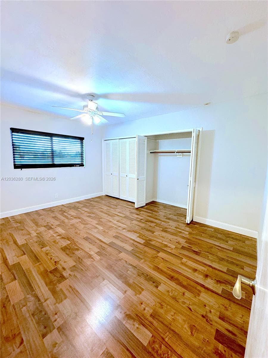 1535 SE 15th St 304 photo 11