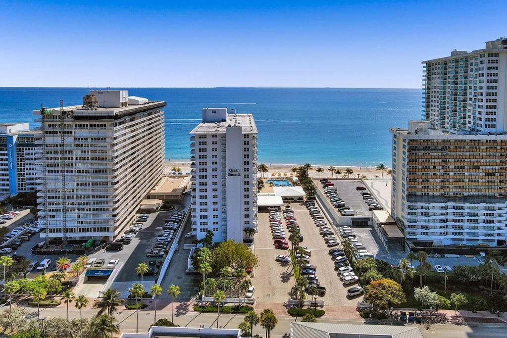 4010 Galt Ocean Drive 310 photo 2