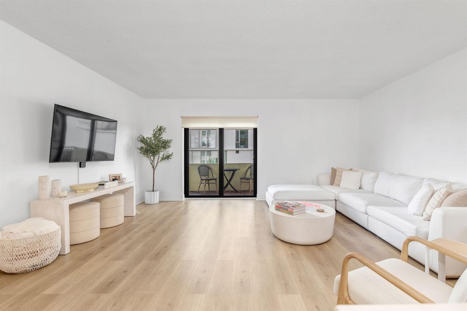 1501 S Flagler Drive 5g photo 2