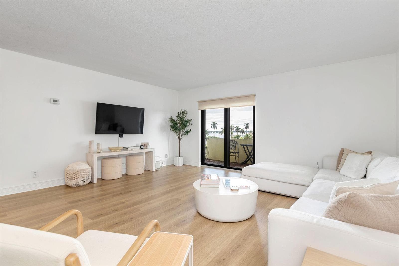 1501 S Flagler Drive 5g photo 4