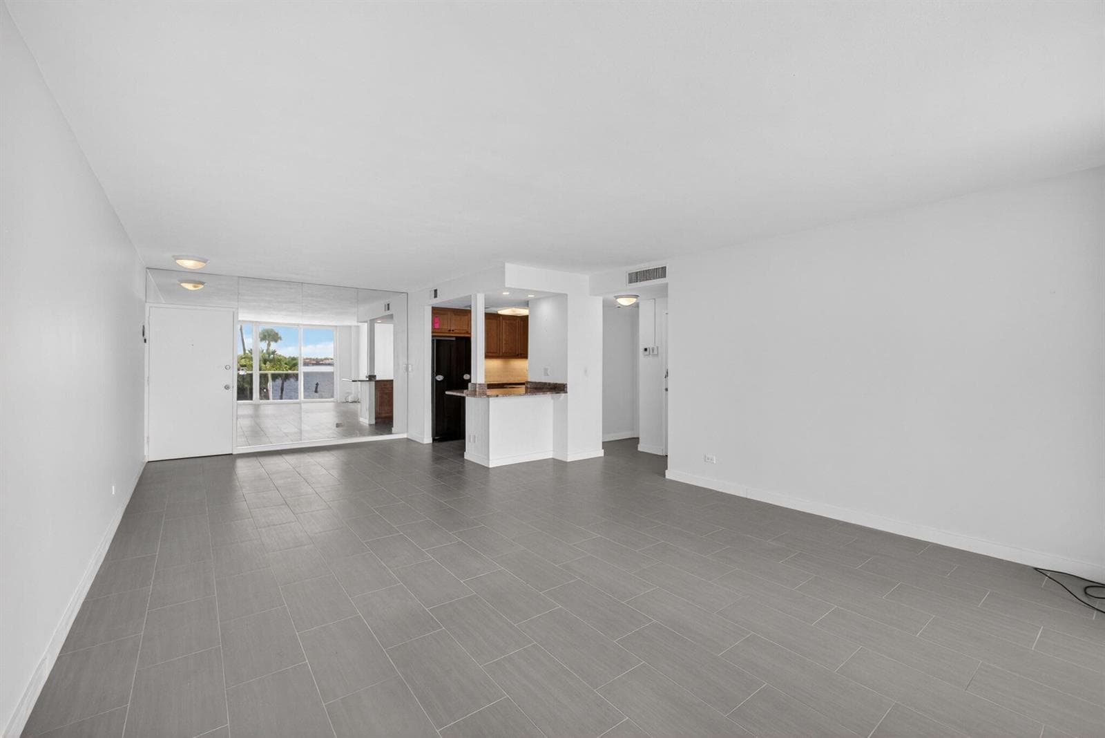2800 N Flagler Drive 202 photo 15