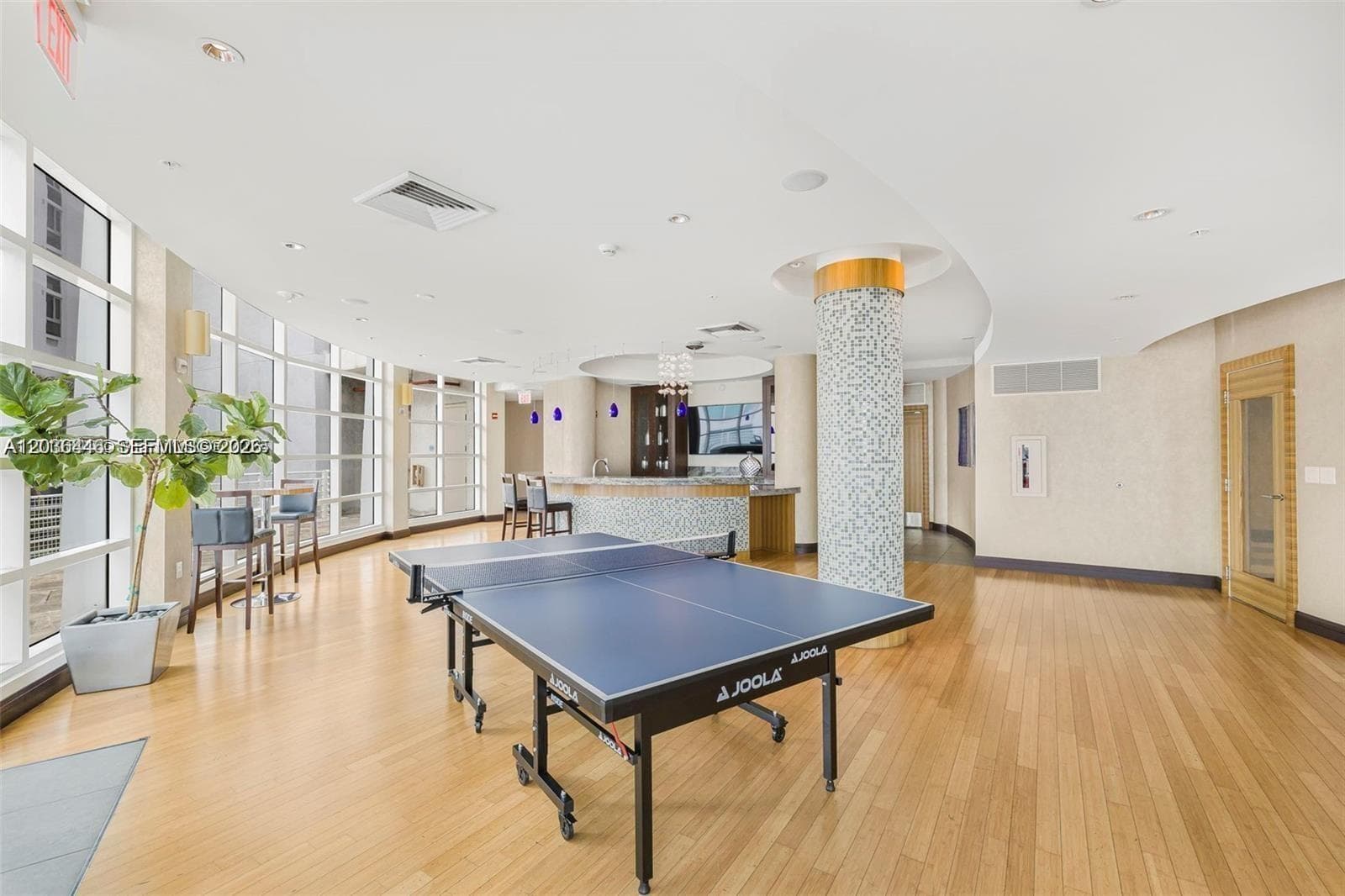 244 Biscayne Blvd 301 photo 17