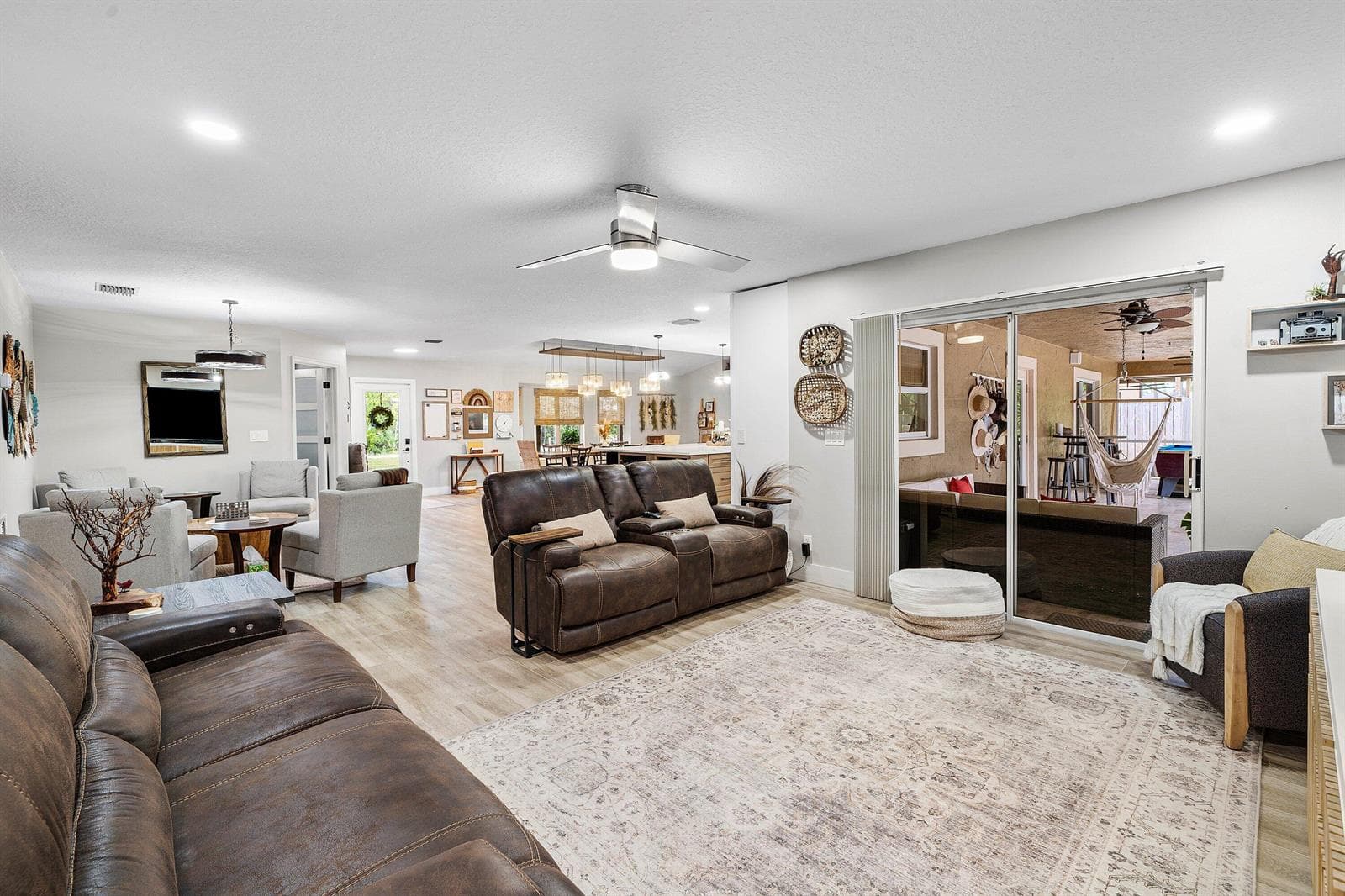 14732 63rd Court N photo 21