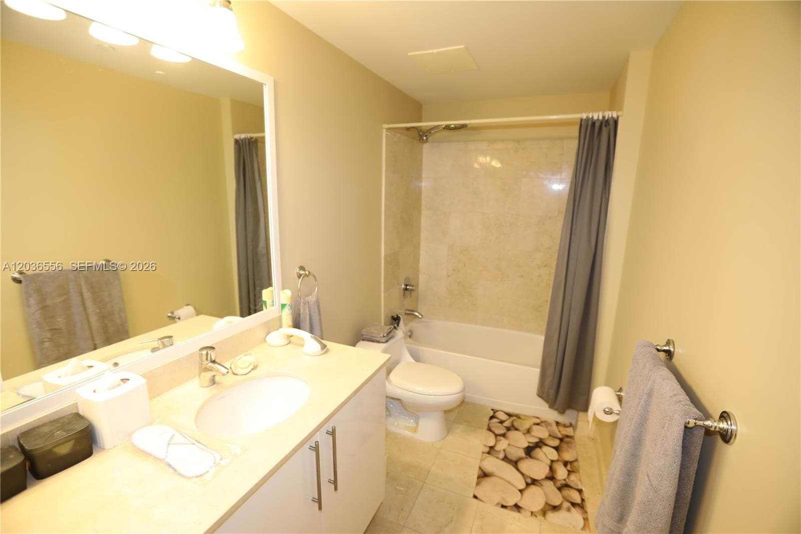 3330 NE 190th St 1312 photo 20