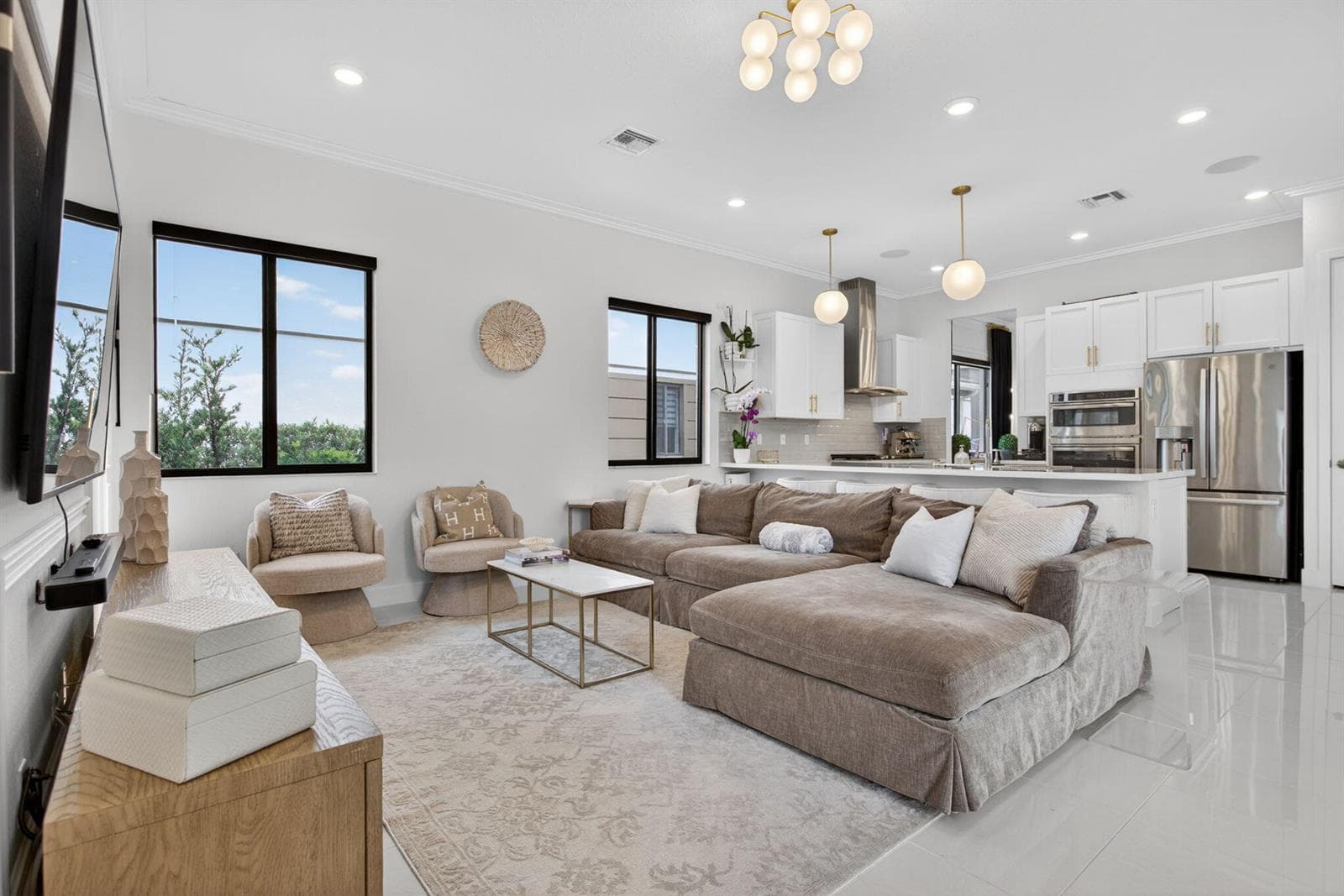 10800 Coral Street photo 17