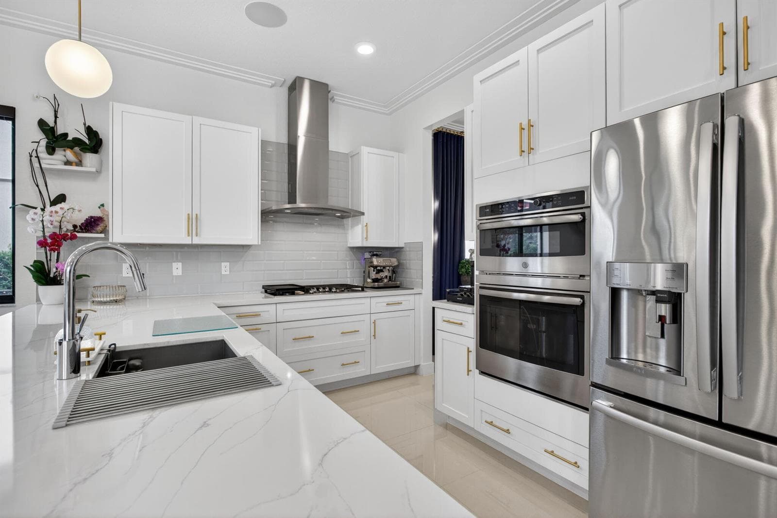10800 Coral Street photo 12