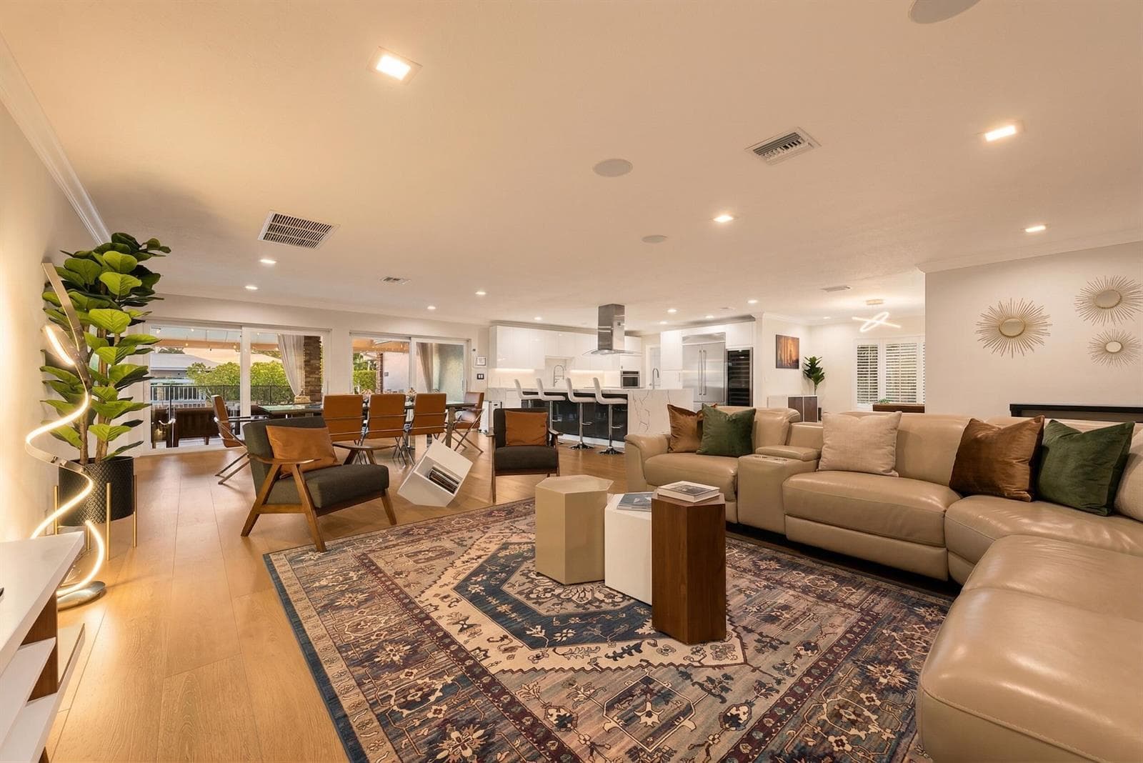 5841 Bayview Drive photo 5