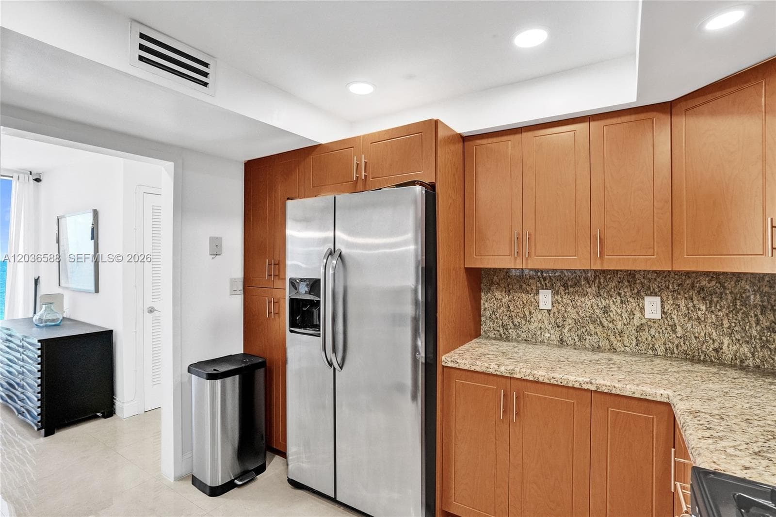 2030 S Ocean Dr 821 photo 9
