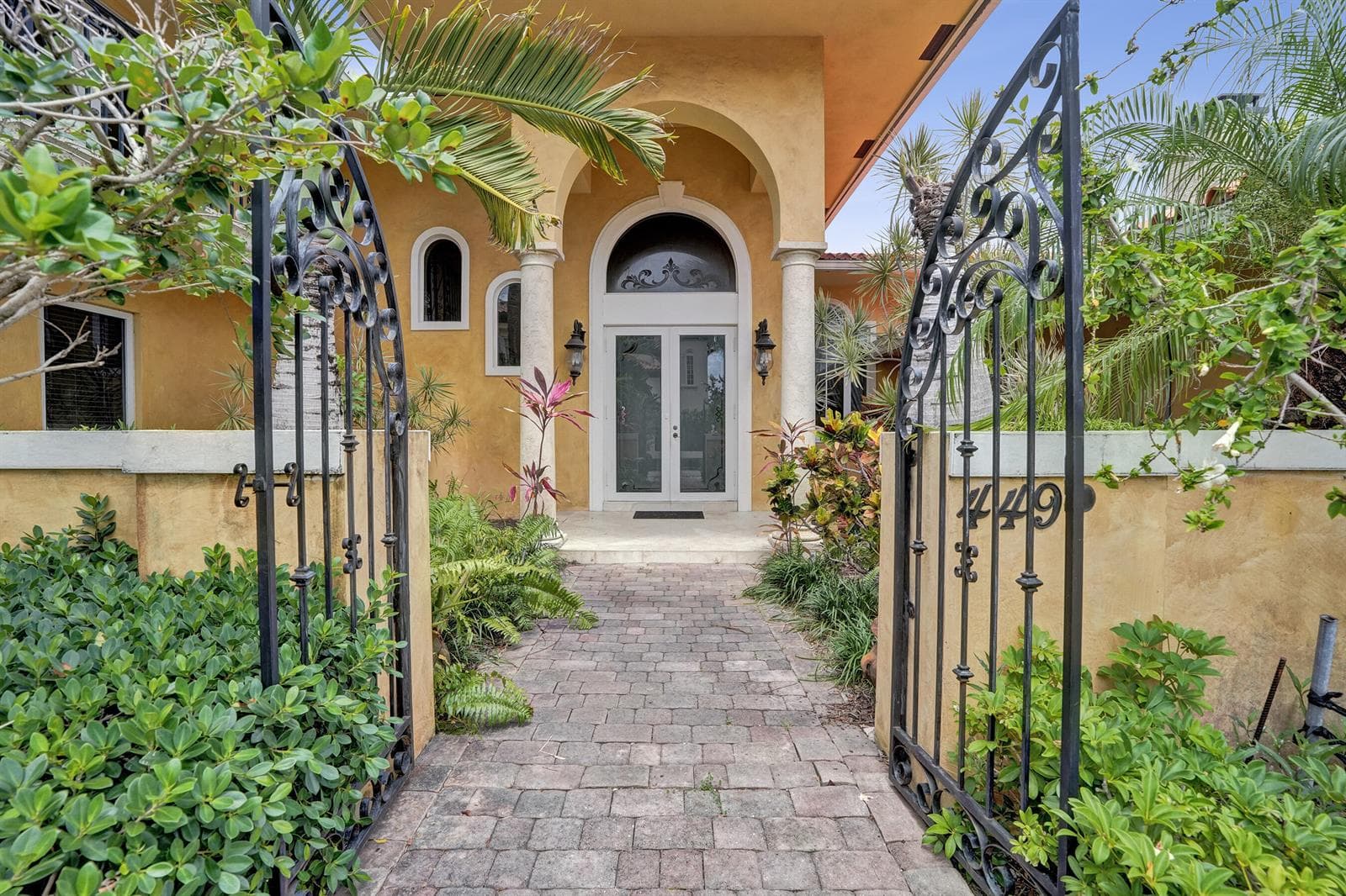 449 Isle Of Palms Drive 3