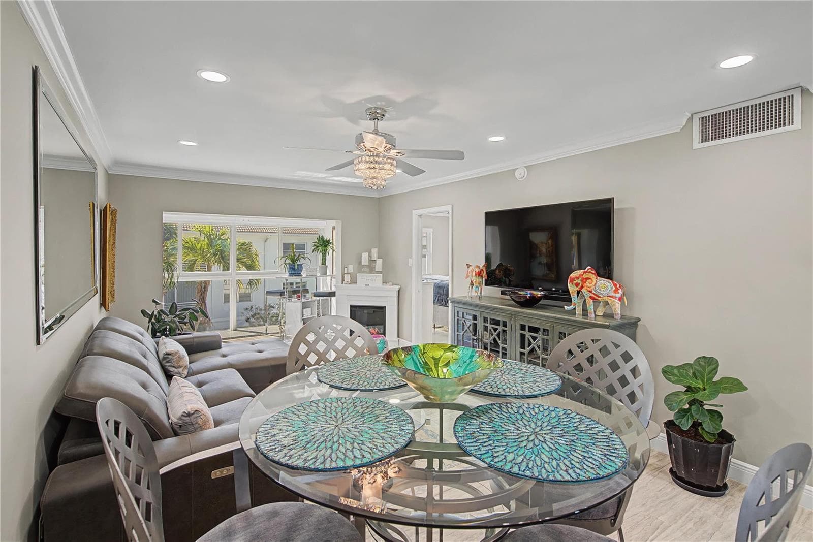 1461 S Ocean Boulevard 328 photo 7