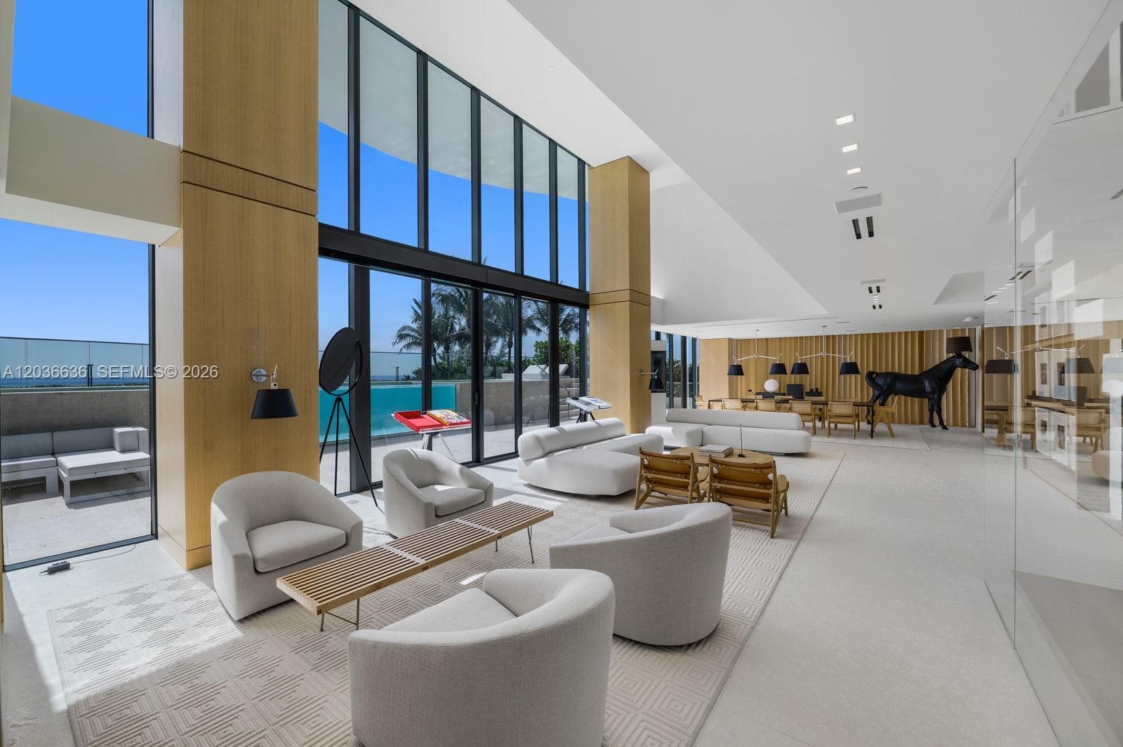 19575 Collins Ave 3 photo 3