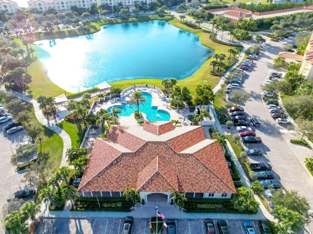 32 W Harbour Isle Dr Drive W 203 photo 14