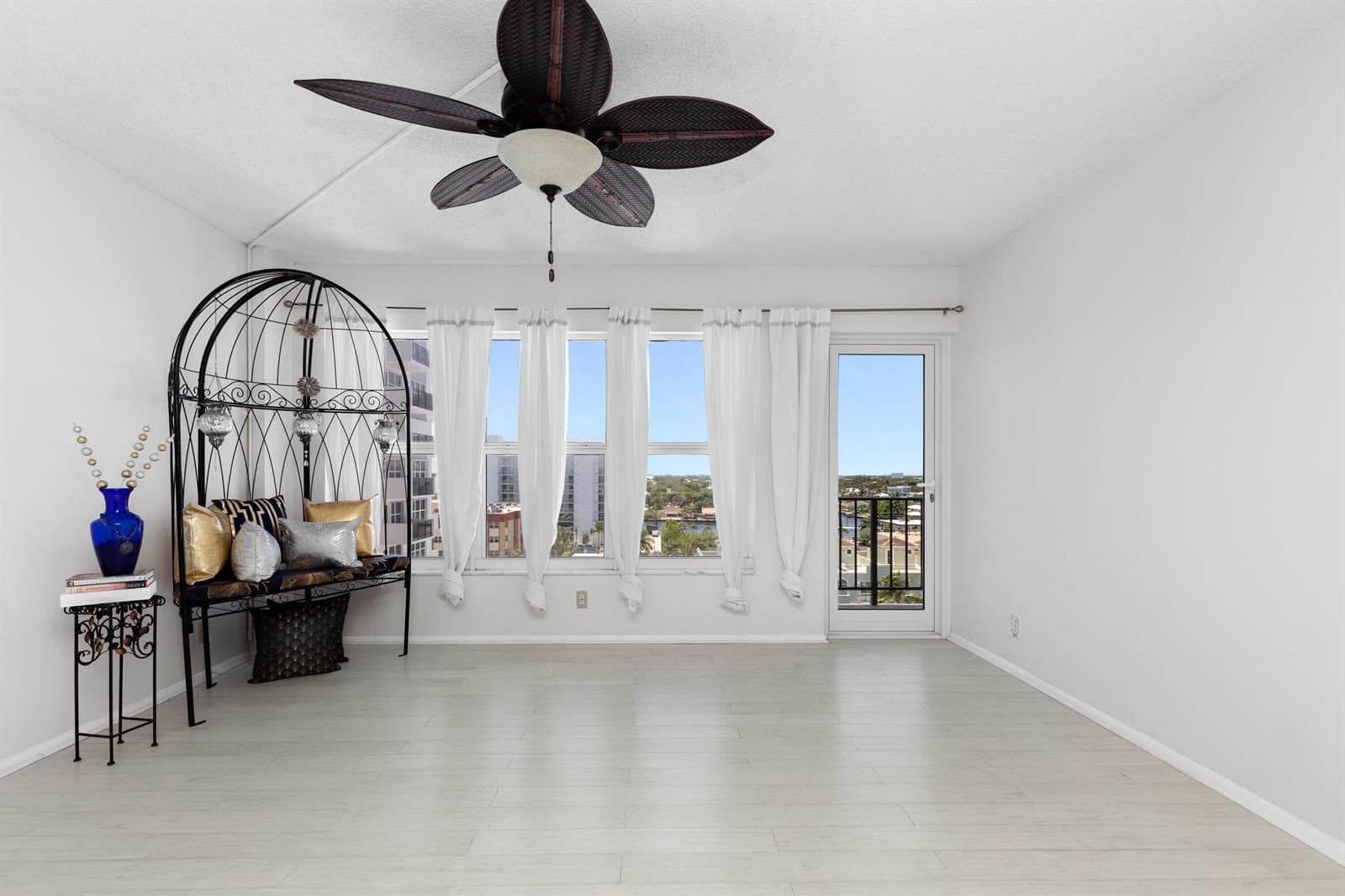 405 N Ocean Boulevard 815 photo 16