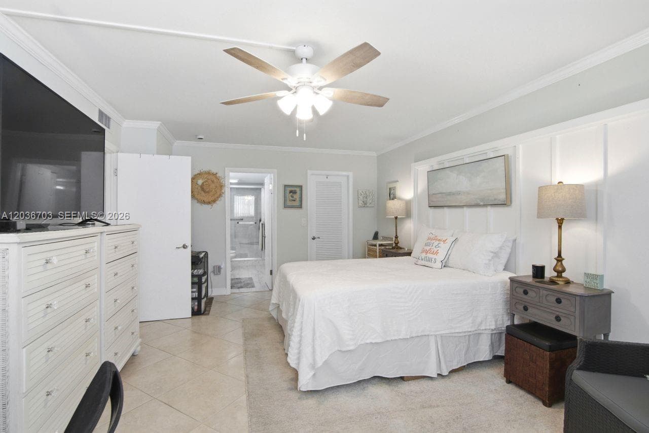 1401 S Ocean Dr 305 photo 20