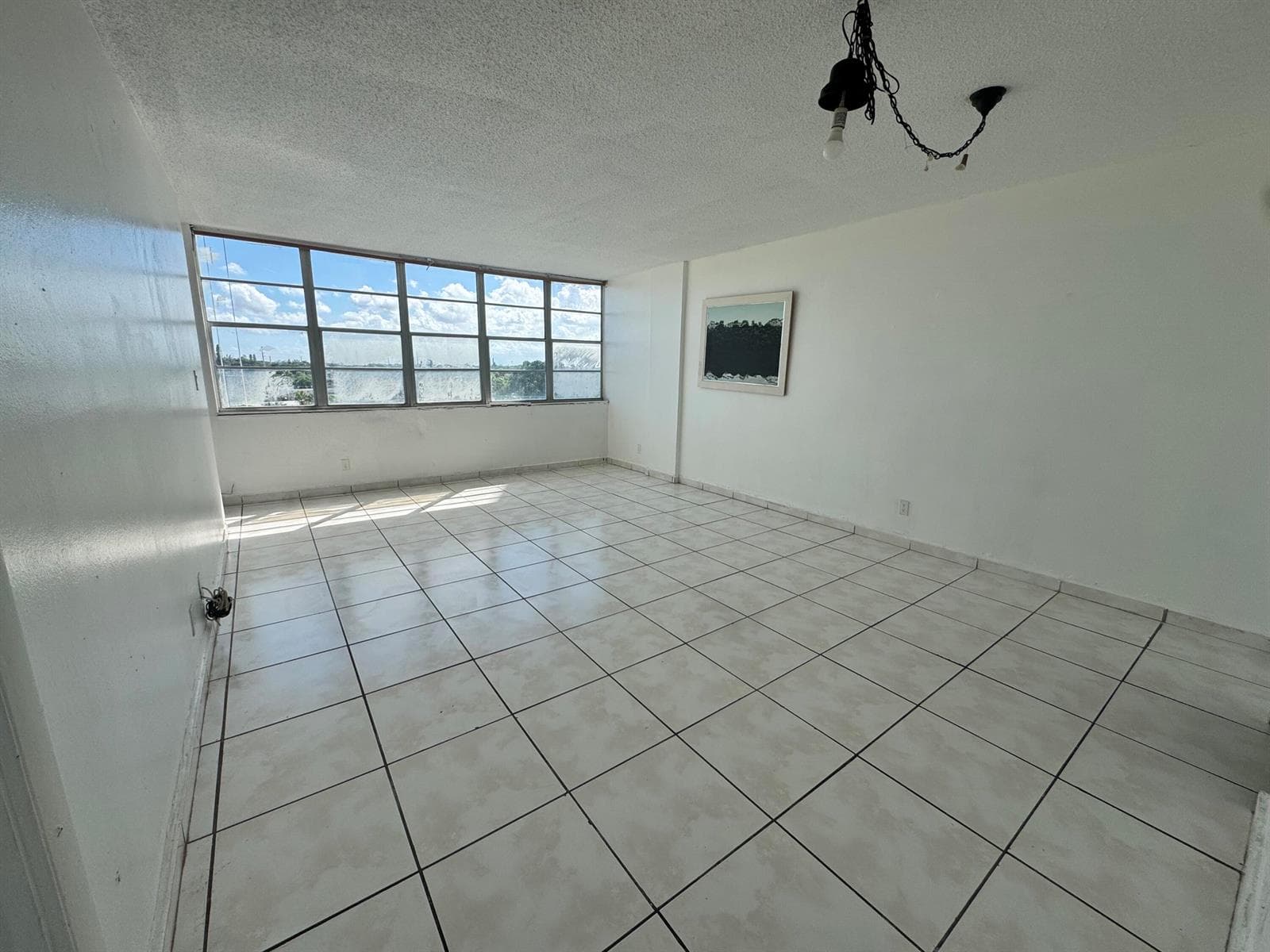 2025 NE 164th Street 601 photo 3