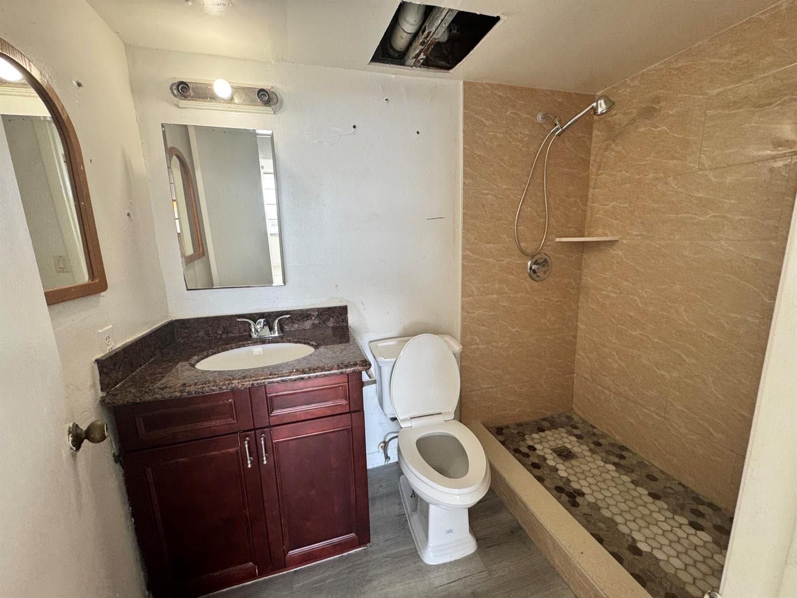 2025 NE 164th Street 601 photo 8