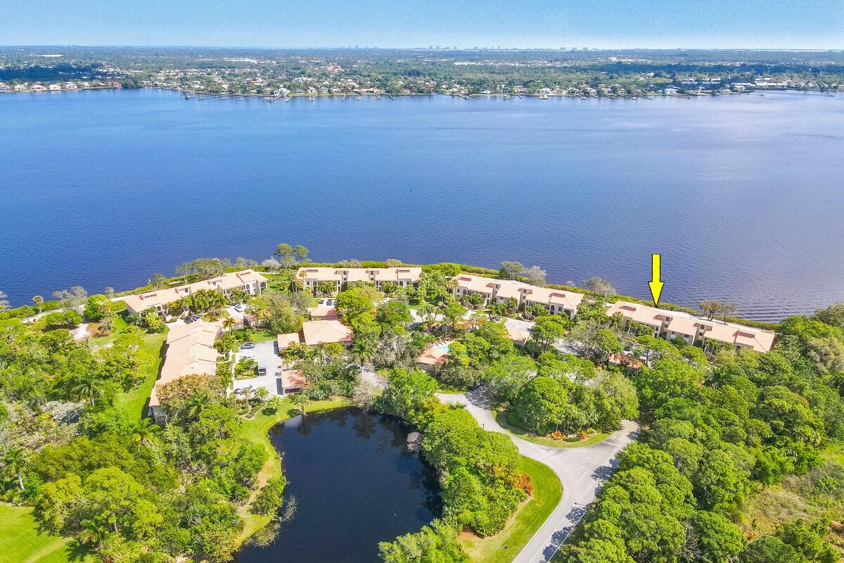 2570 NW Seagrass Drive 3a photo 3