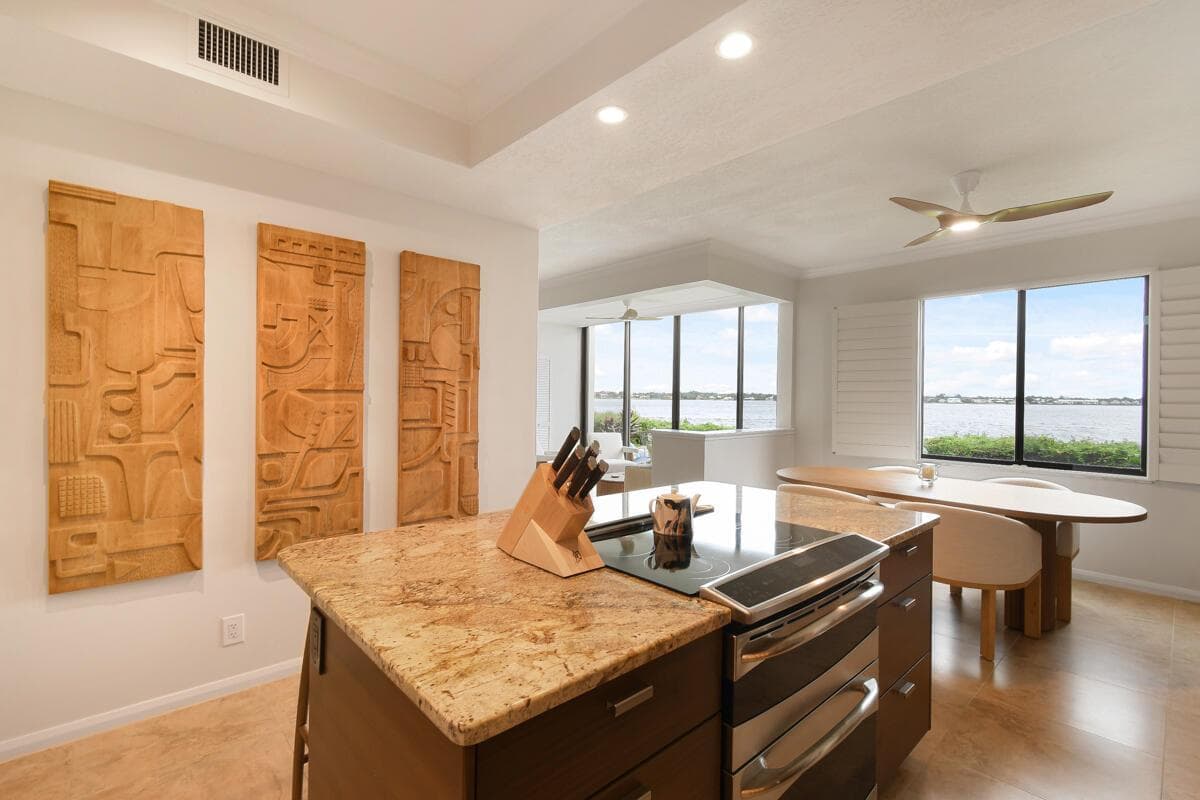 2570 NW Seagrass Drive 3a photo 24