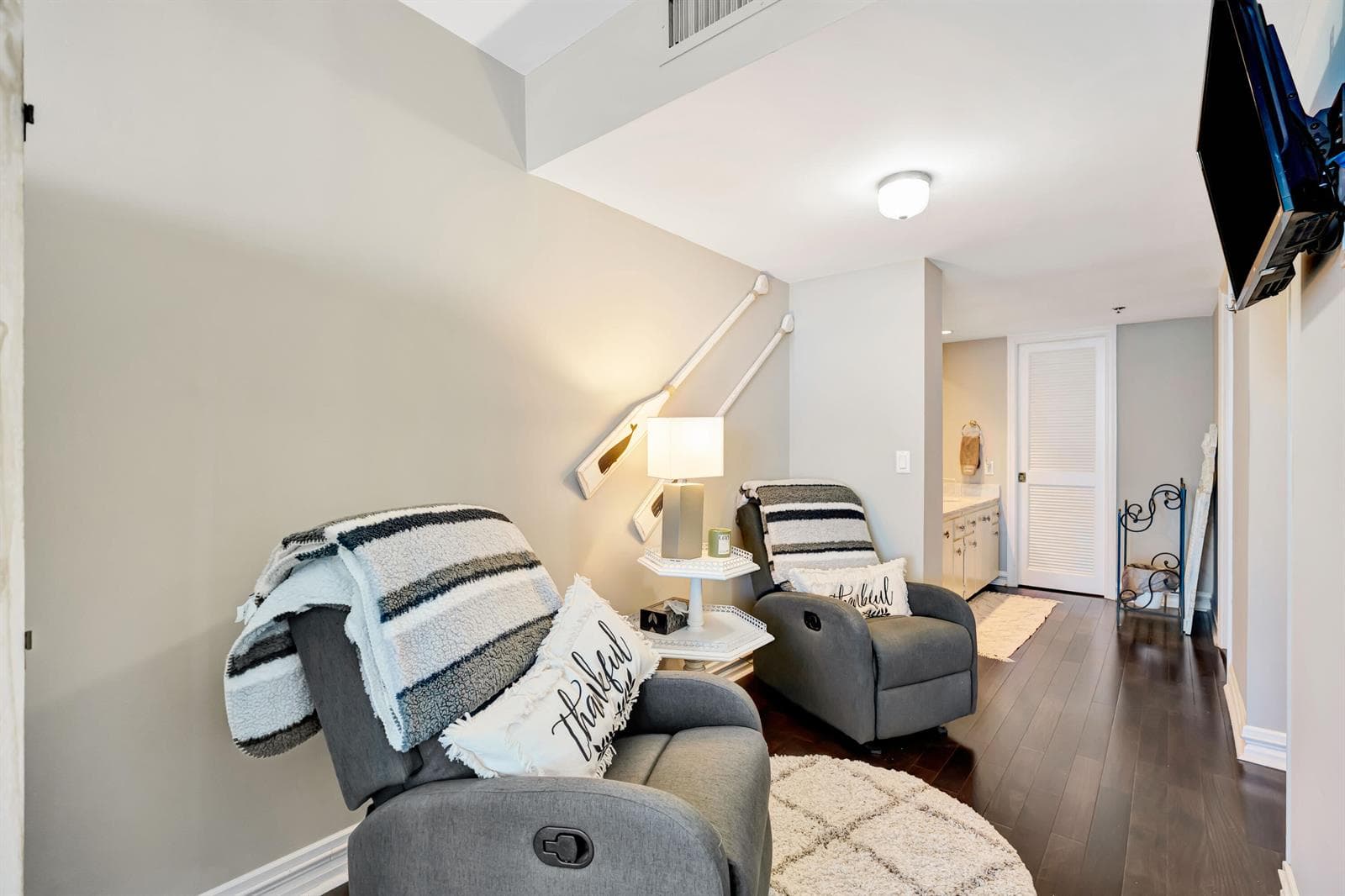 100 S Beach Road photo 24