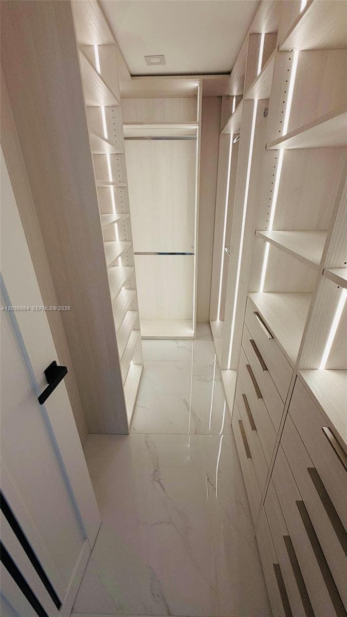 230 174th St 1612 photo 10