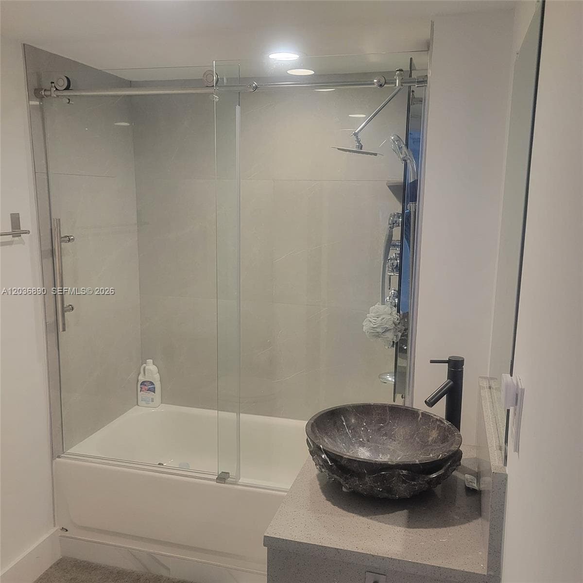 2555 Collins Ave 2207 photo 9