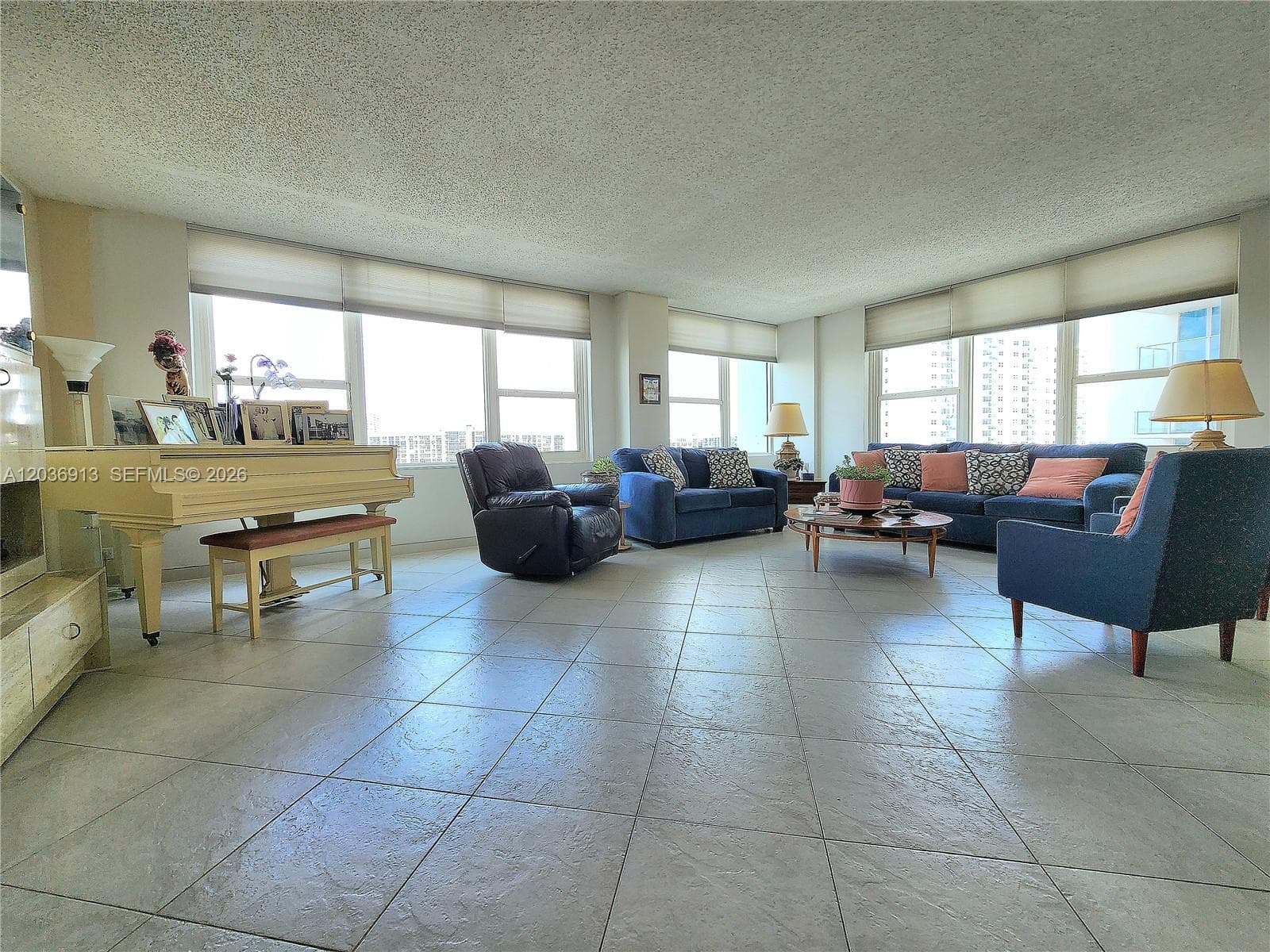 3505 S Ocean Dr 705 photo 3